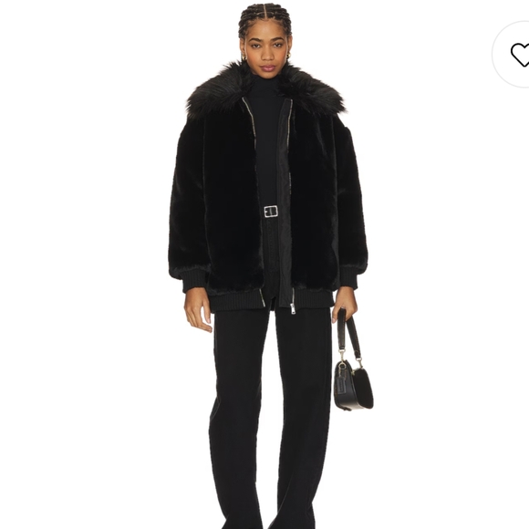 SOLD*****Steve Maddens Sylvia coat soft fur zip up with pockets!  NWT XS - Picture 4 of 13